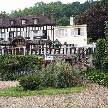 Restaurant & Chambres D'Hotes L'Eau Vive Fatouville-Grestain Eksteriør billede